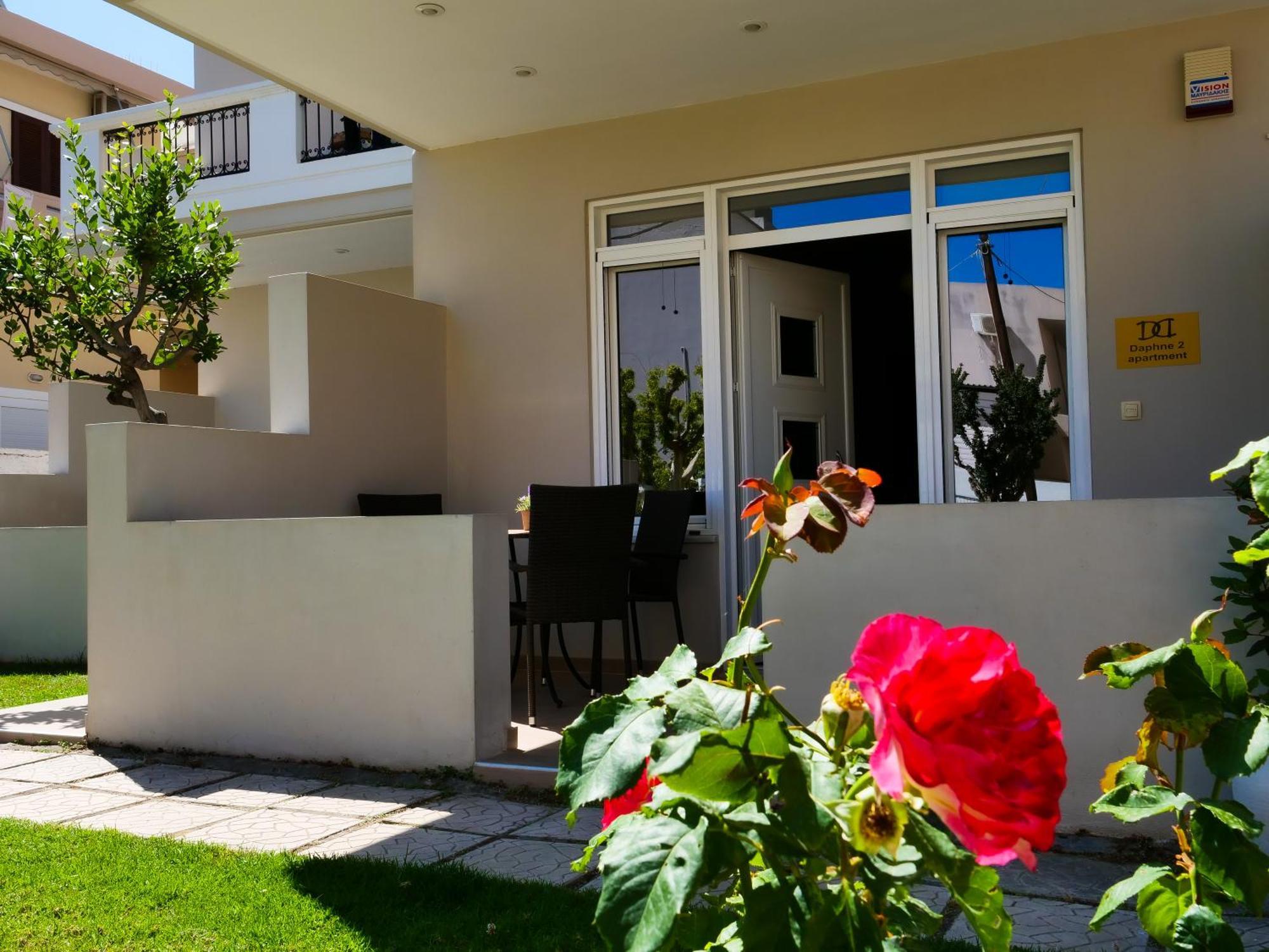 Cosy Apartments Daphne Daratsos Exterior photo